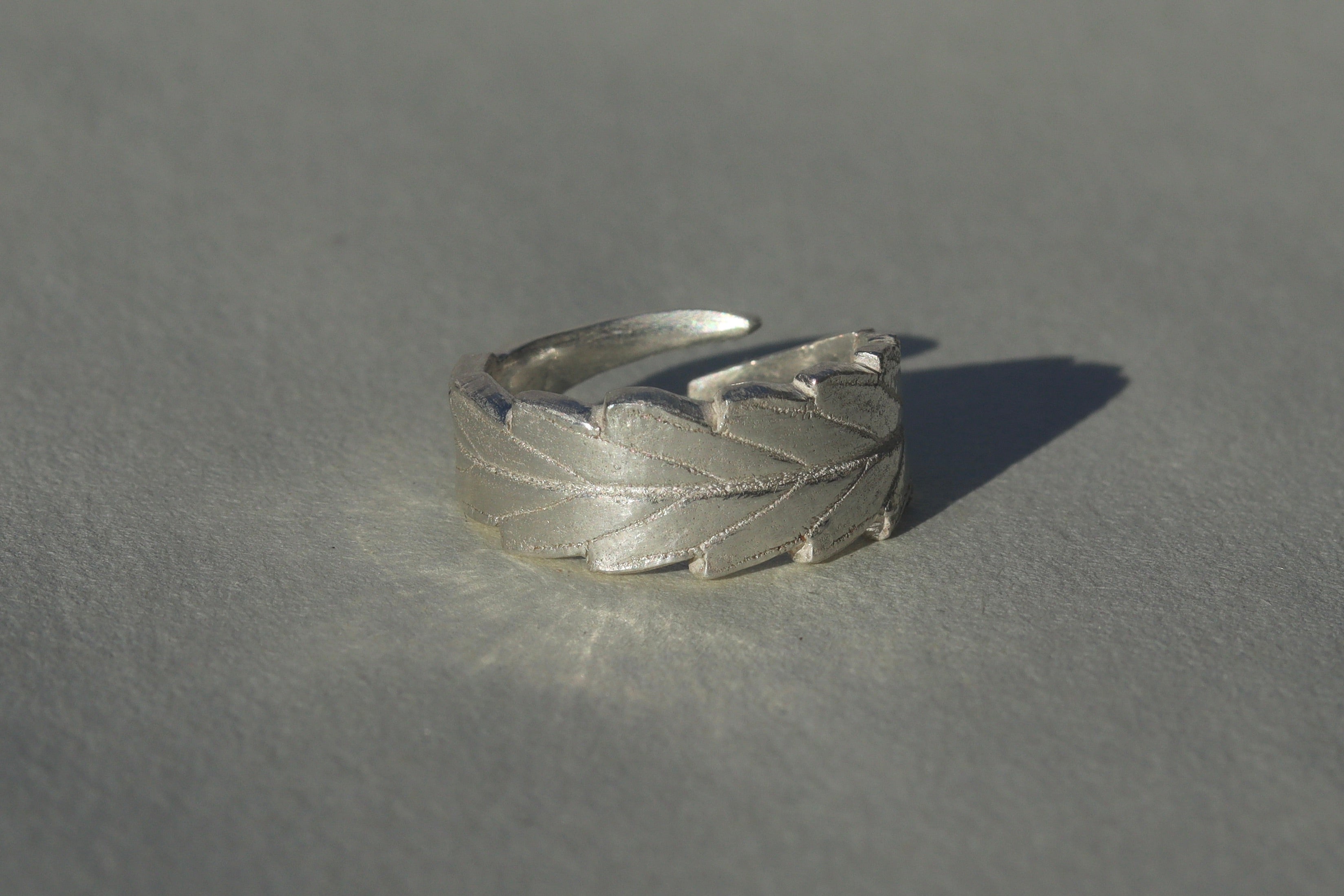 Living Leaf Fine Silver Ring Band