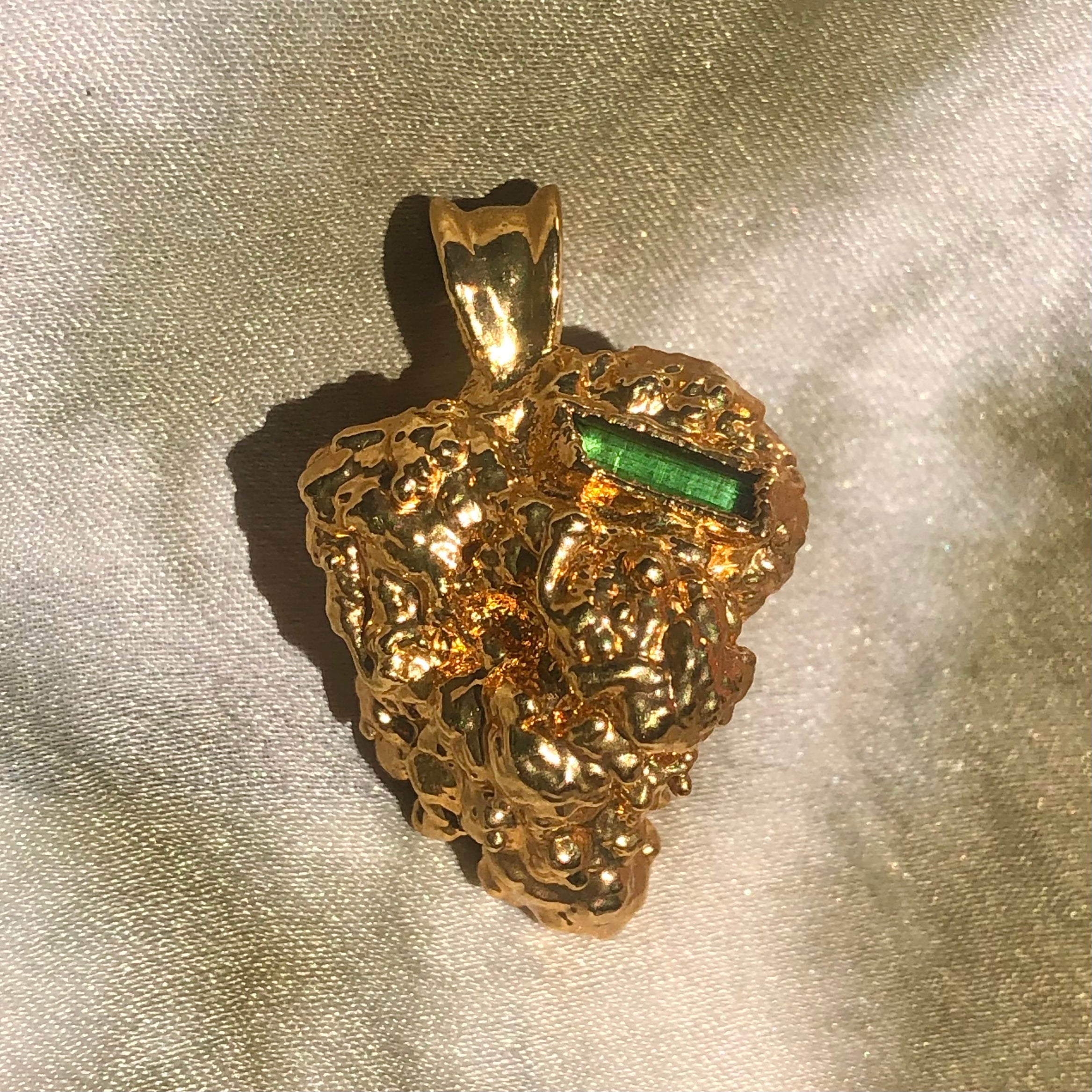 18k Cookies bud with Green Tourmaline - Ras Boss
