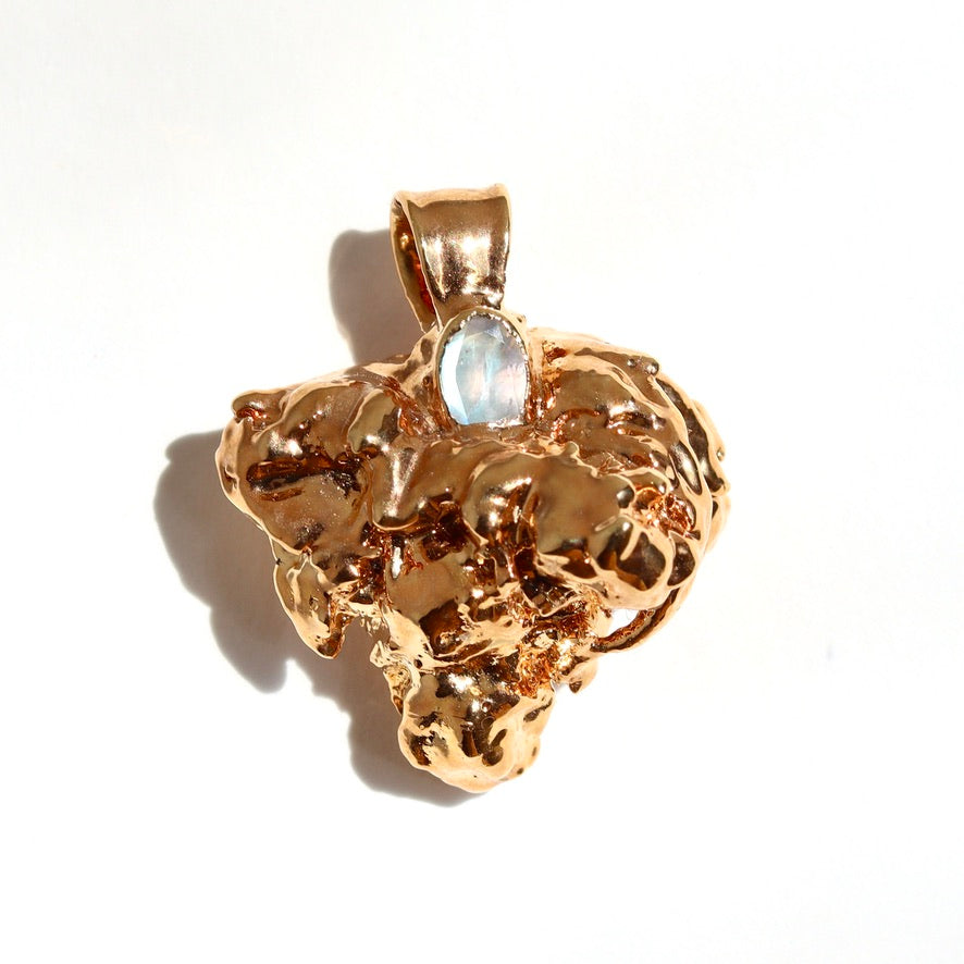 18k OG bud with Moonstone